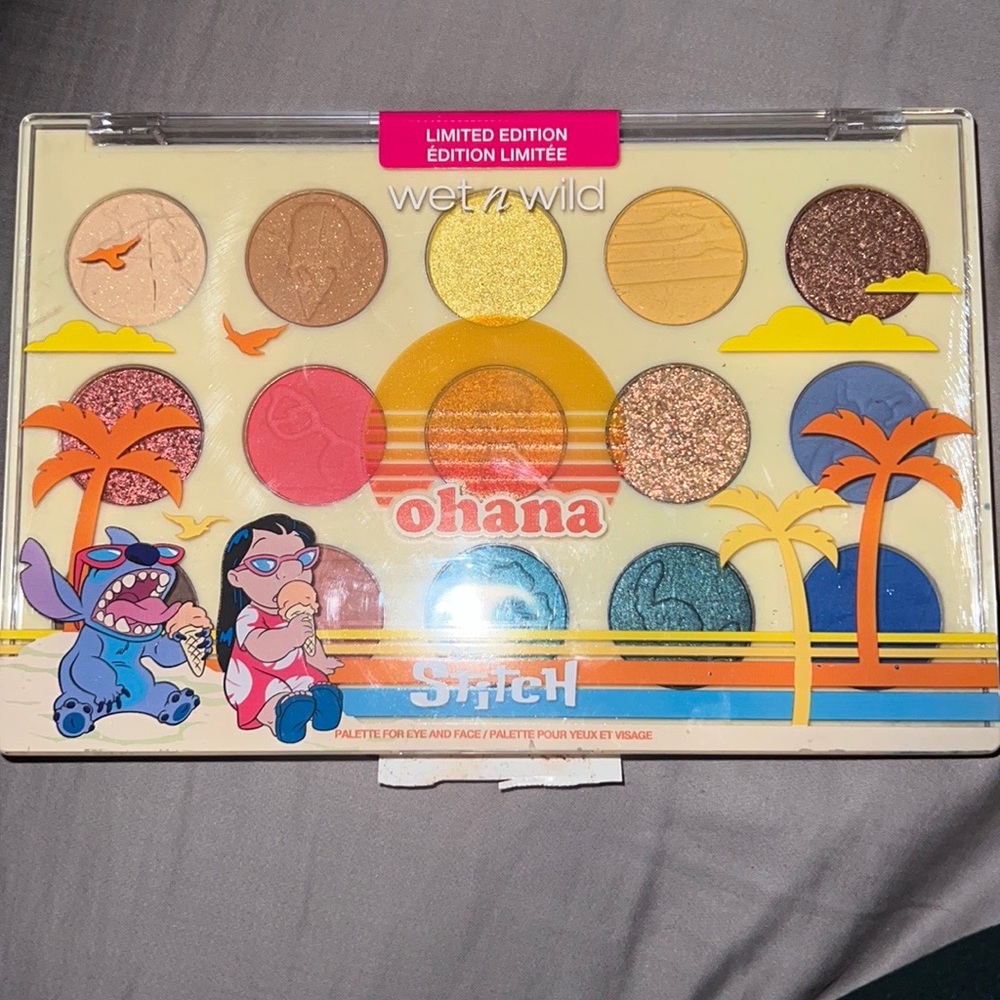 Limited Edition Wet n Wild Lilo and Stitch Palette Bundle